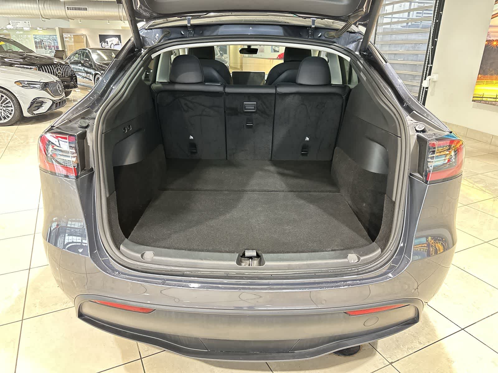 Thumbnail: 2022 Tesla Model Y - 31