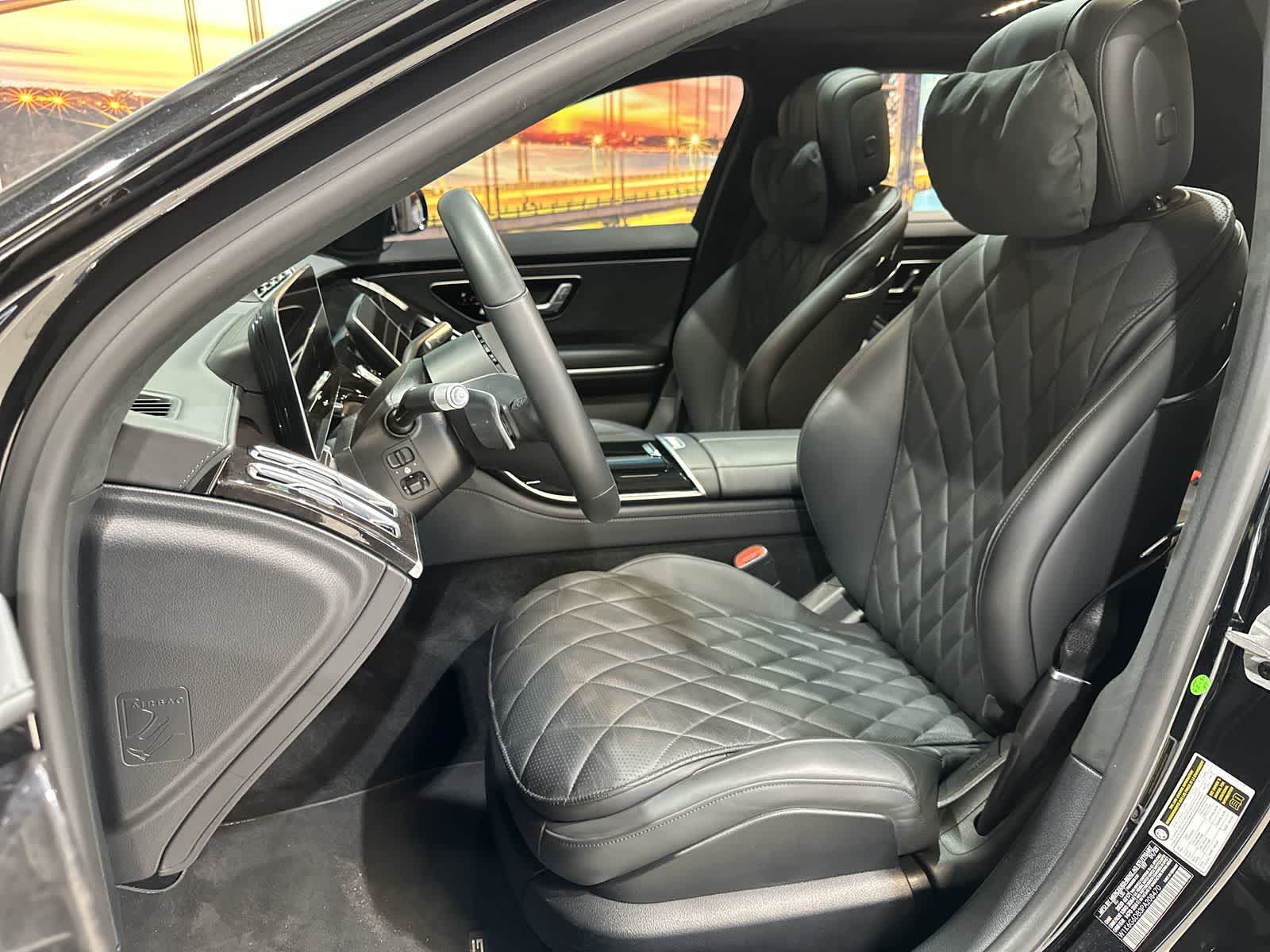 Thumbnail: 2023 Mercedes-Benz S-Class - 23