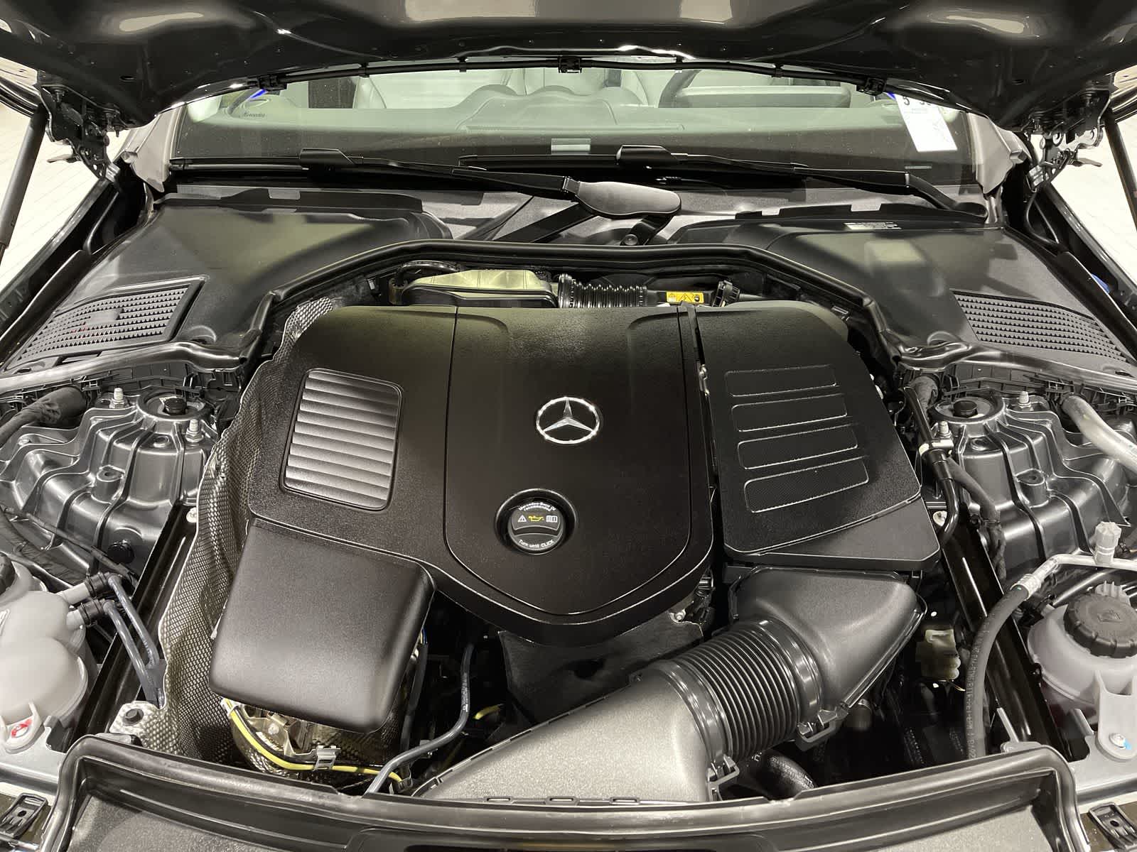 Thumbnail: 2025 Mercedes-Benz C-Class - 21