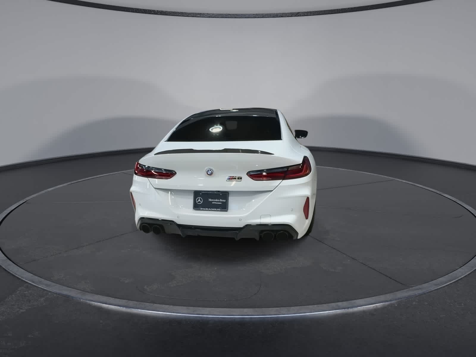 Thumbnail: 2020 BMW M8 - 10