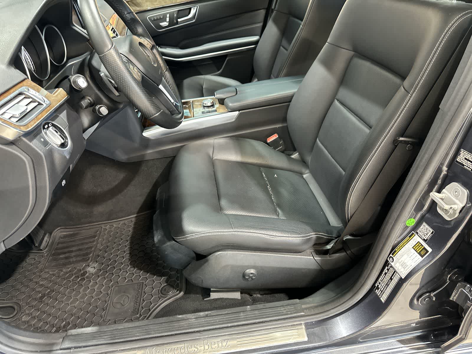 Thumbnail: 2015 Mercedes-Benz E-Class - 23