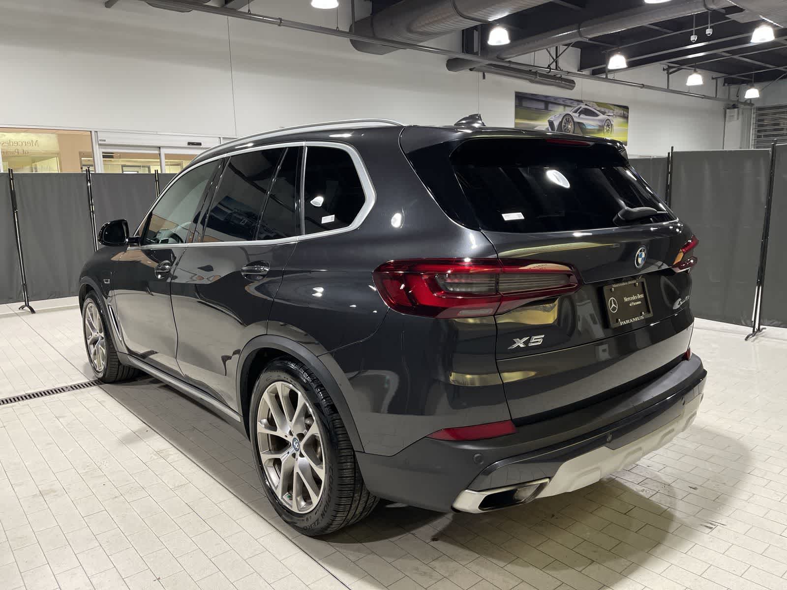 Thumbnail: 2022 BMW X5 - 16