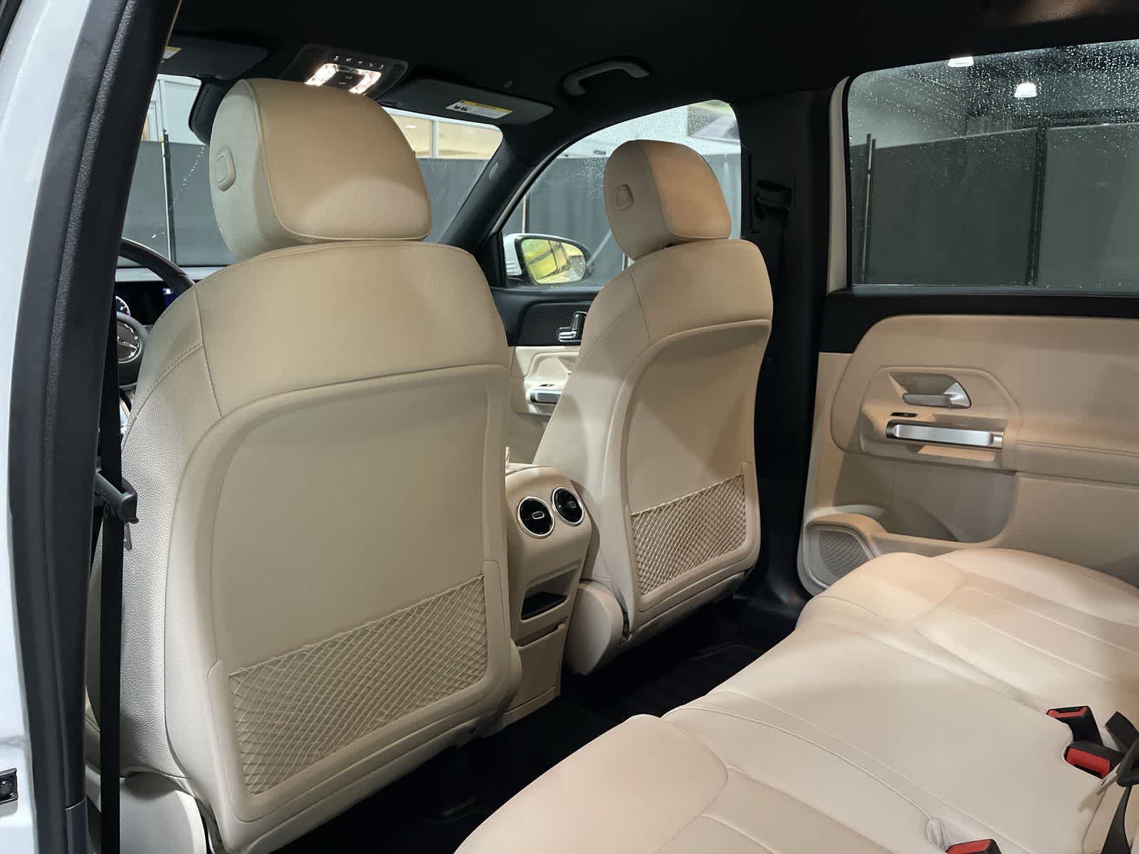 Thumbnail: 2025 Mercedes-Benz GLB - 24