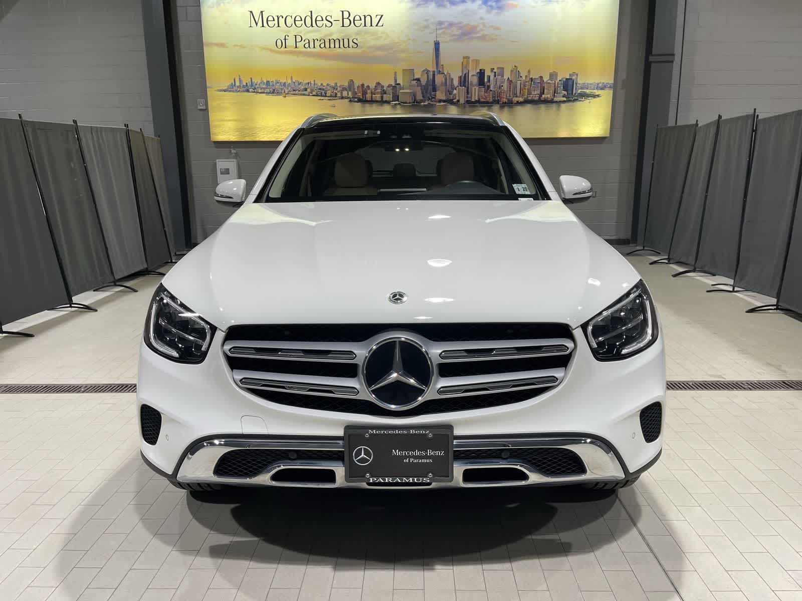 Thumbnail: 2022 Mercedes-Benz GLC - 18