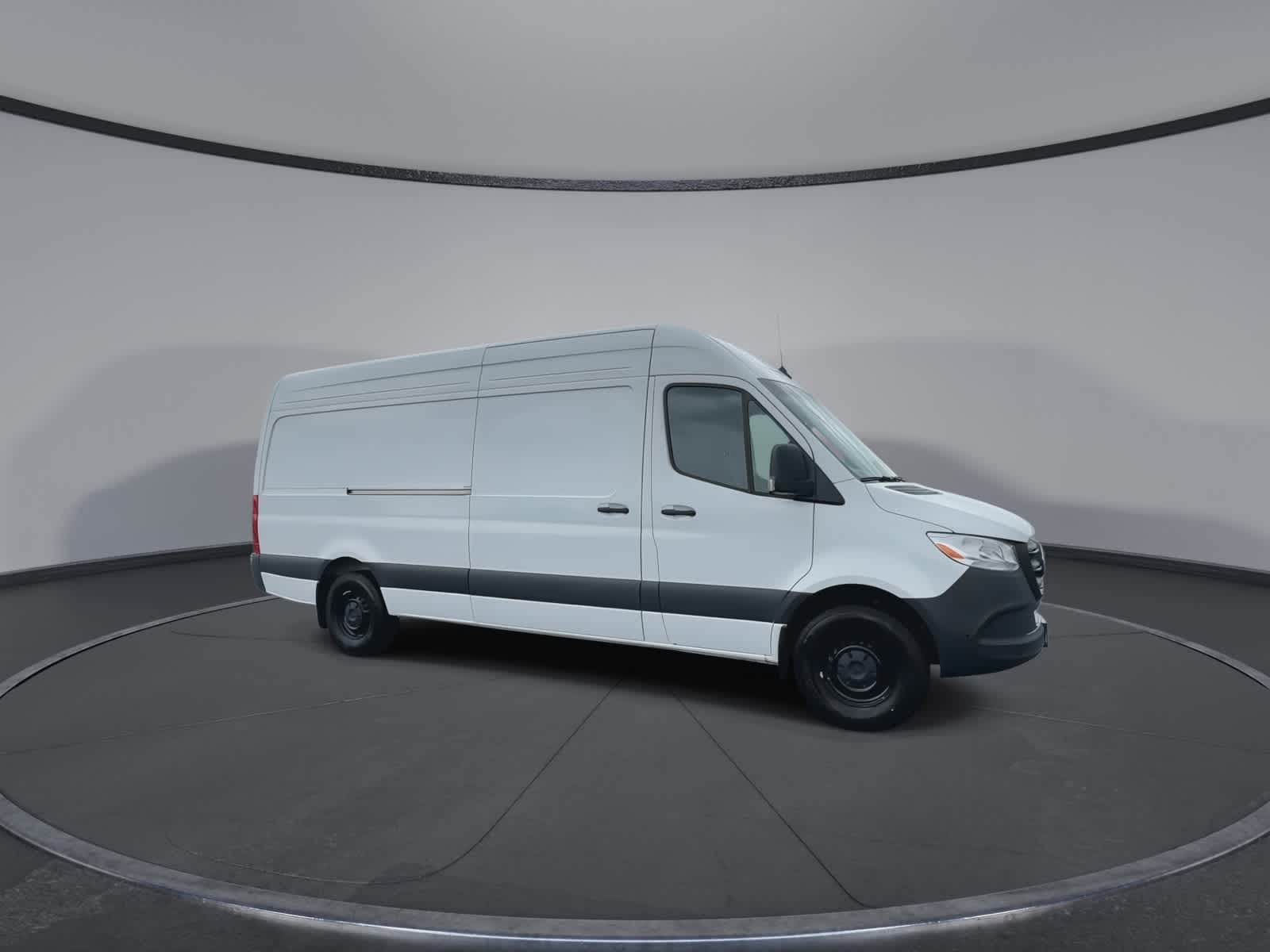 Thumbnail: 2025 Mercedes-Benz Sprinter - 5