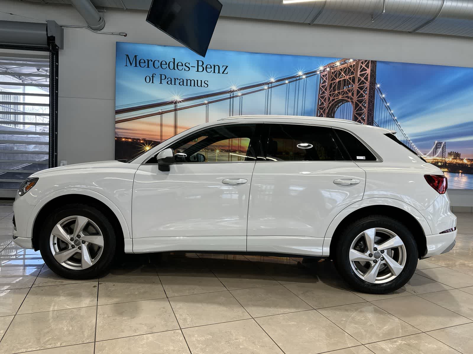 Thumbnail: 2019 Audi Q3 - 15