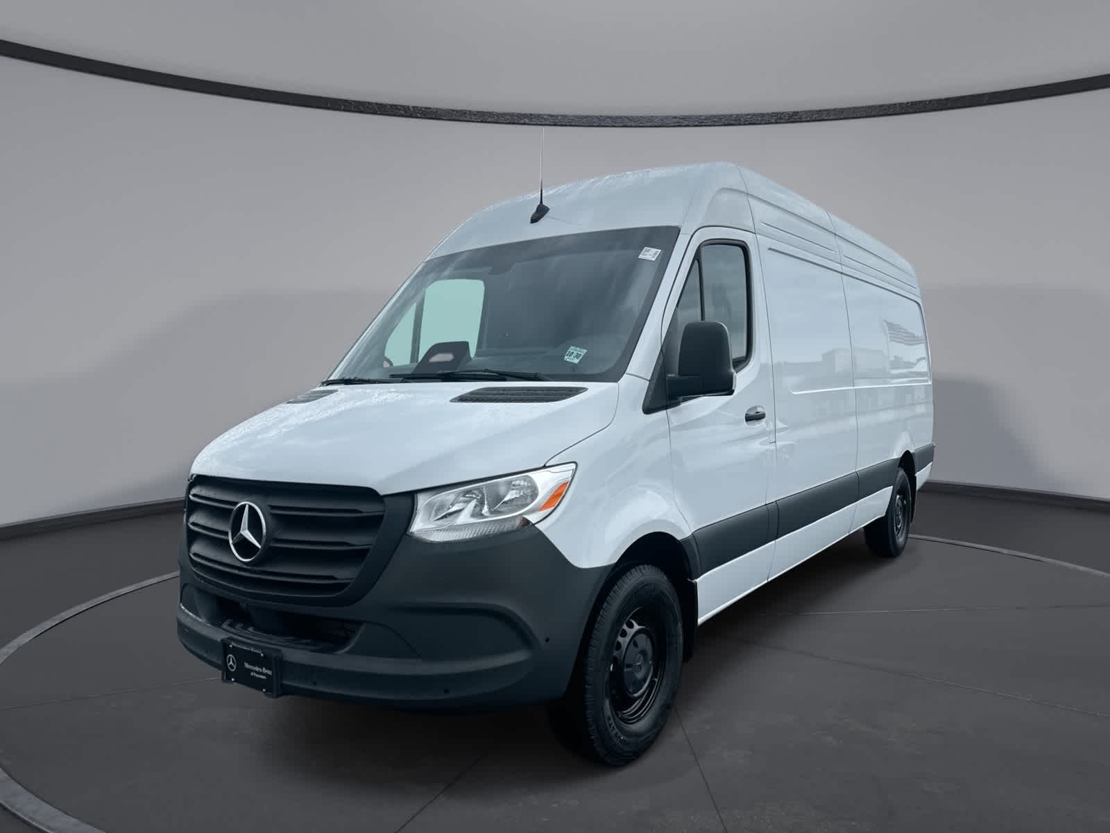 Thumbnail: 2025 Mercedes-Benz Sprinter - 1