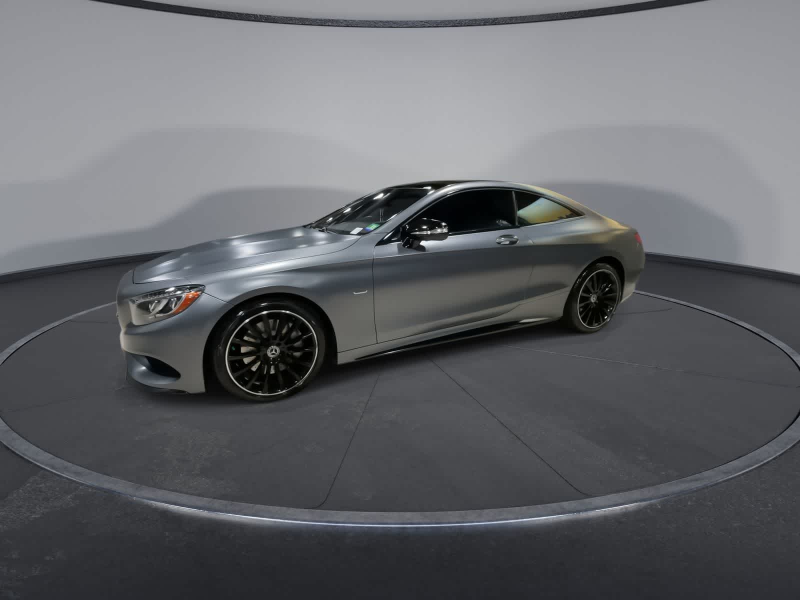 Thumbnail: 2017 Mercedes-Benz S-Class - 6