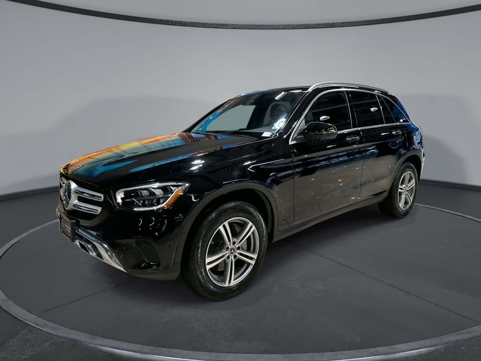 Thumbnail: 2022 Mercedes-Benz GLC - 1