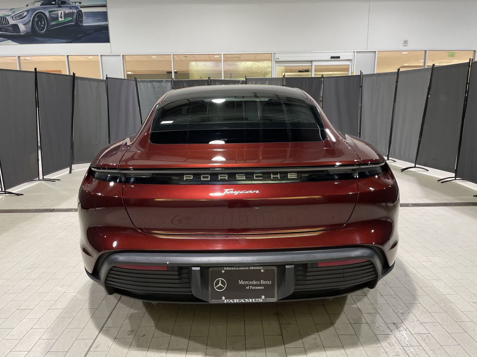 Thumbnail: 2022 Porsche Taycan - 17