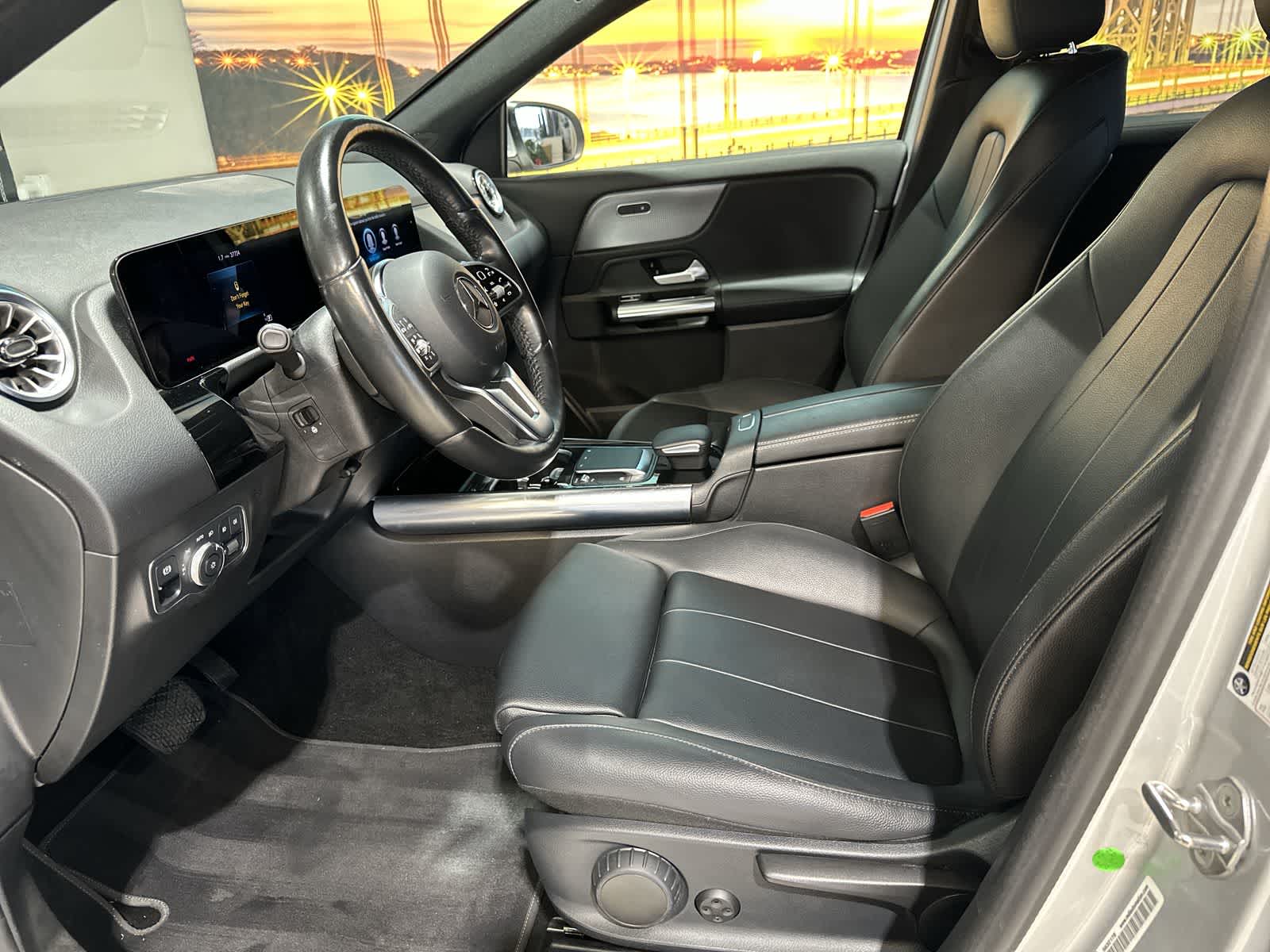 Thumbnail: 2022 Mercedes-Benz GLA - 14