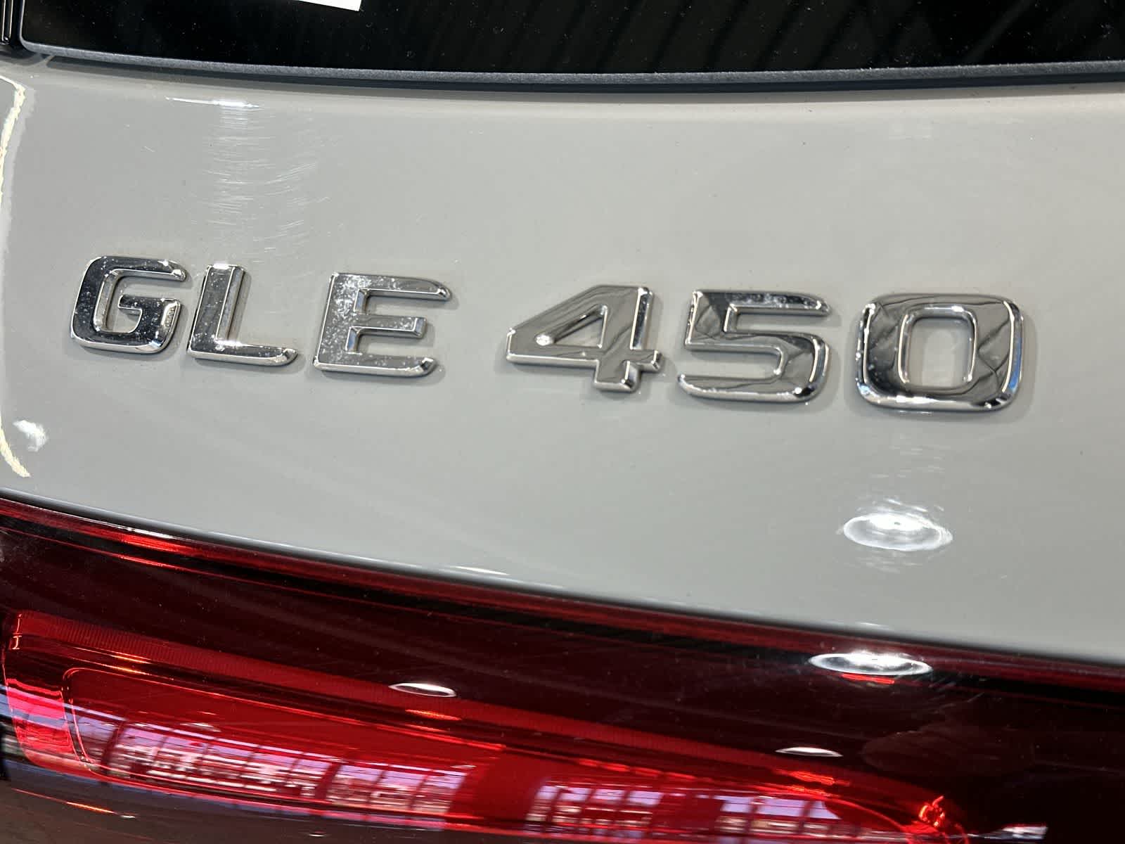 Thumbnail: 2025 Mercedes-Benz GLE - 19