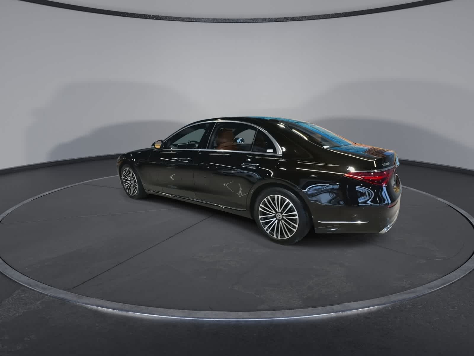 Thumbnail: 2022 Mercedes-Benz S-Class - 8