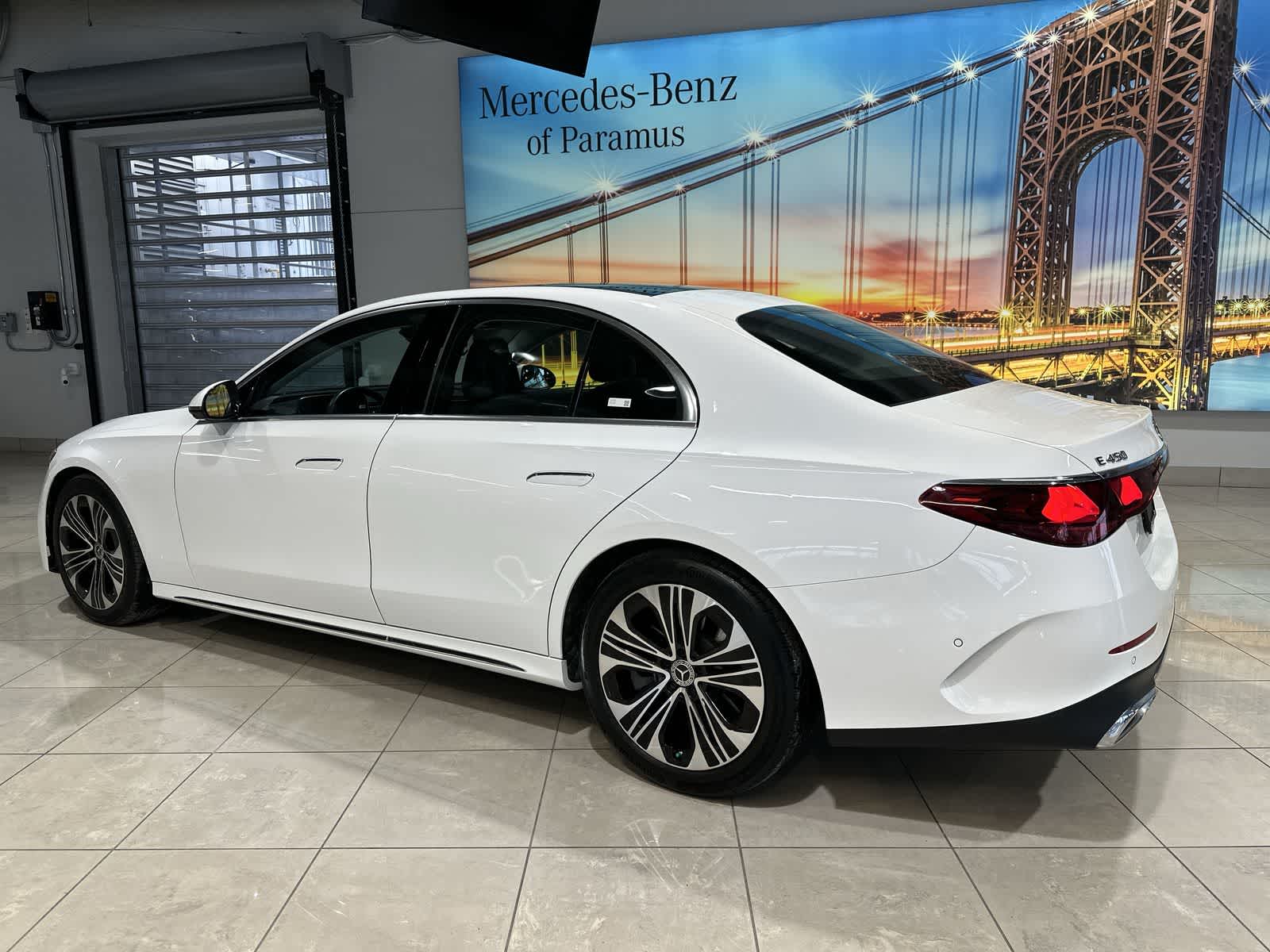 Thumbnail: 2025 Mercedes-Benz E-Class - 16