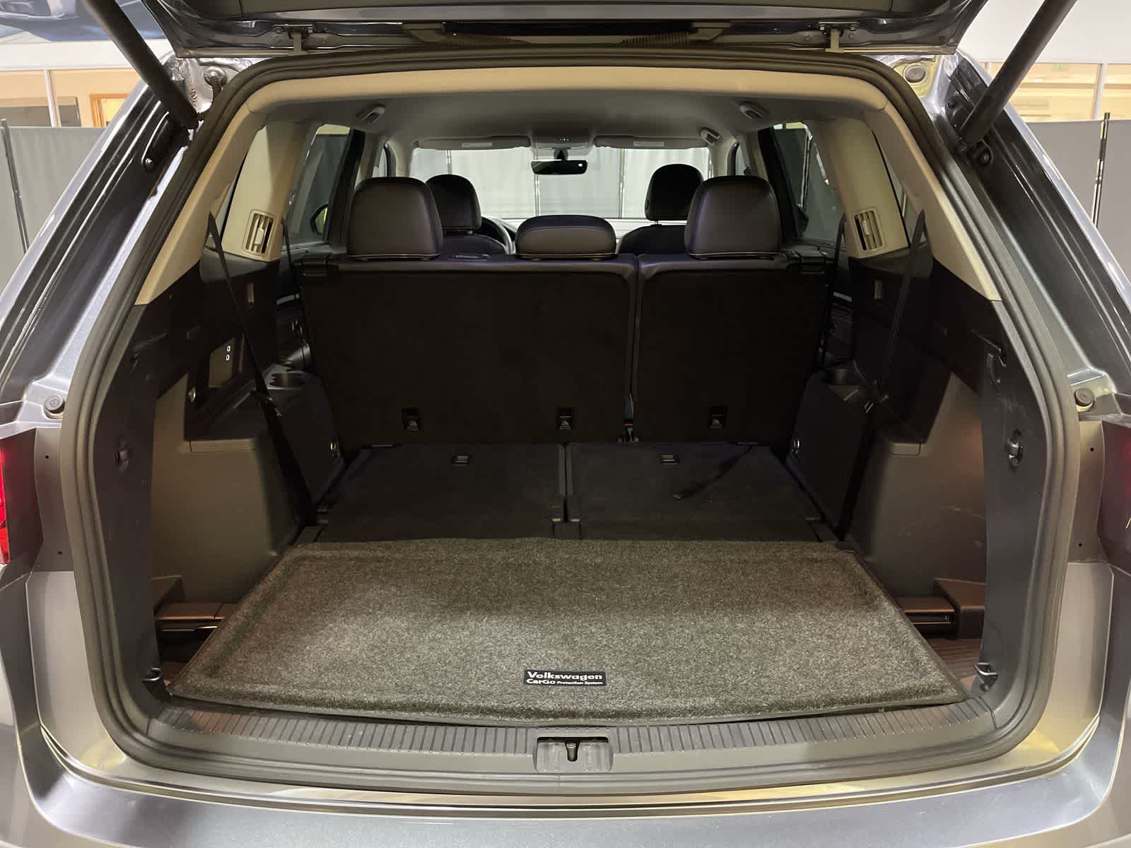 Thumbnail: 2022 Volkswagen Atlas - 31