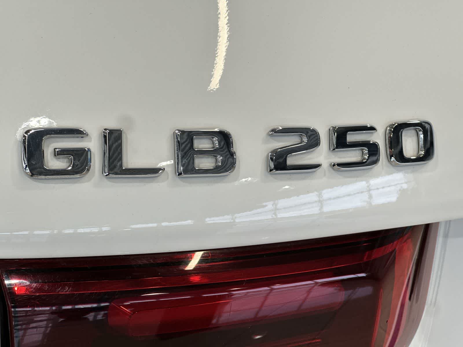 Thumbnail: 2026 Mercedes-Benz GLB - 19
