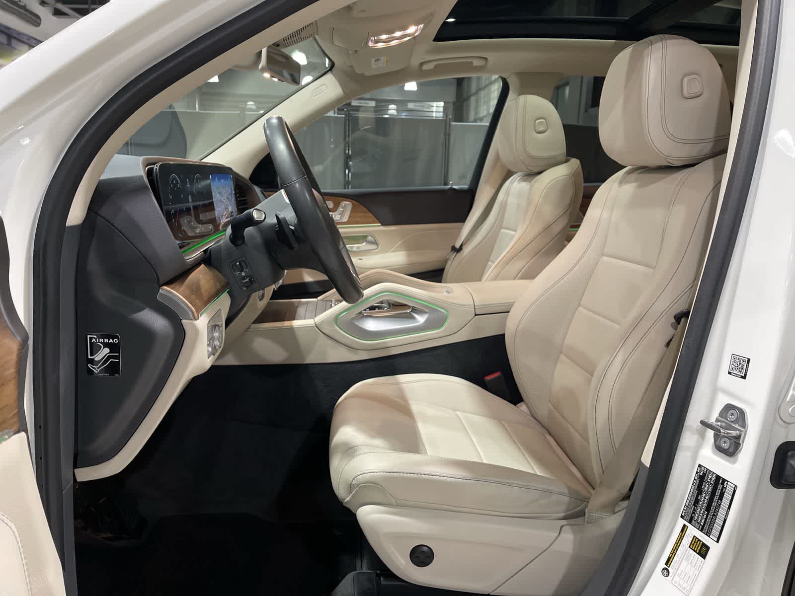 Thumbnail: 2020 Mercedes-Benz GLE - 23