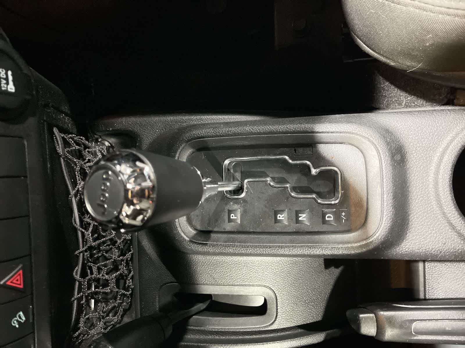 Thumbnail: 2016 Jeep Wrangler - 29