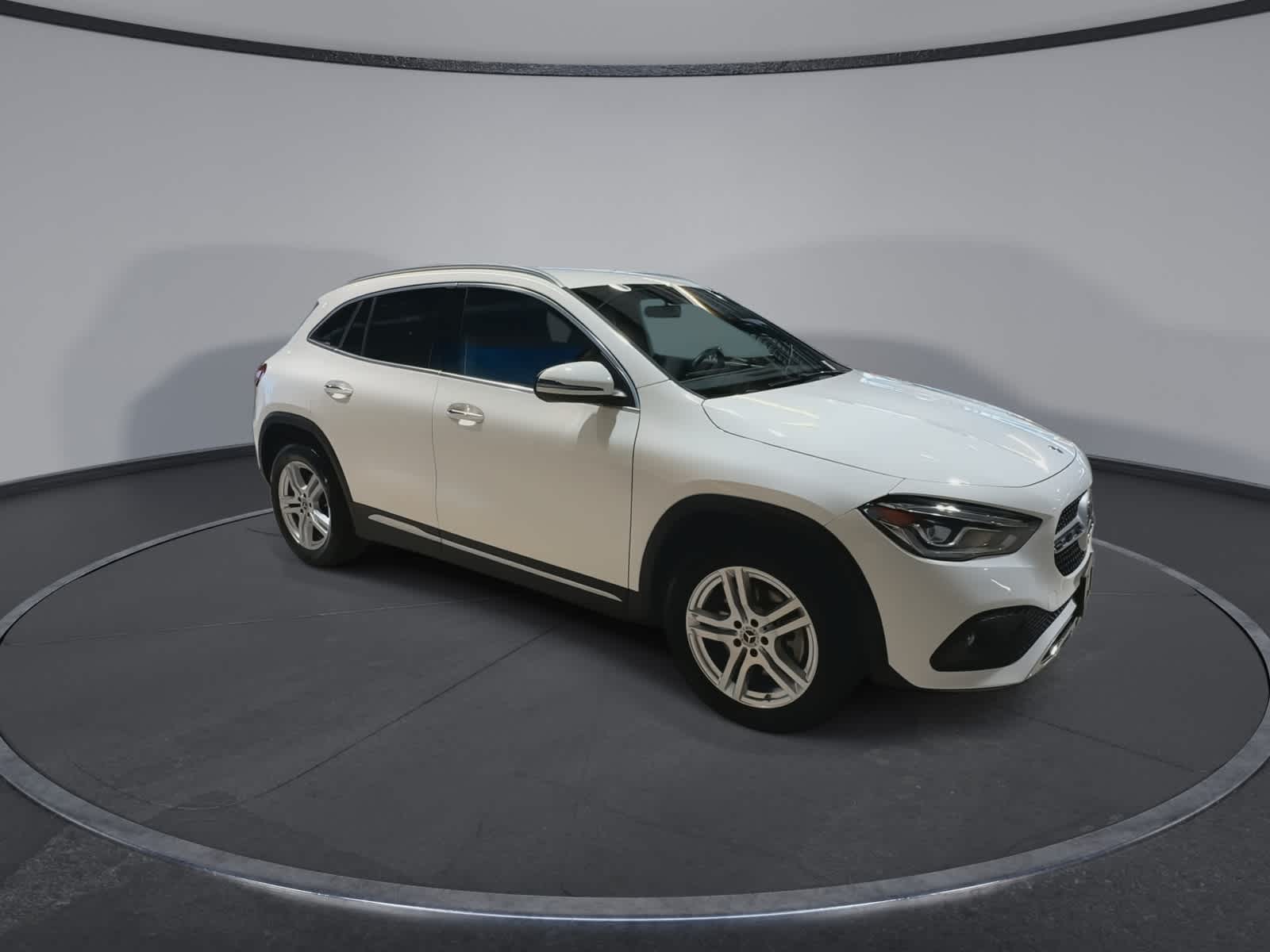 Thumbnail: 2023 Mercedes-Benz GLA - 2