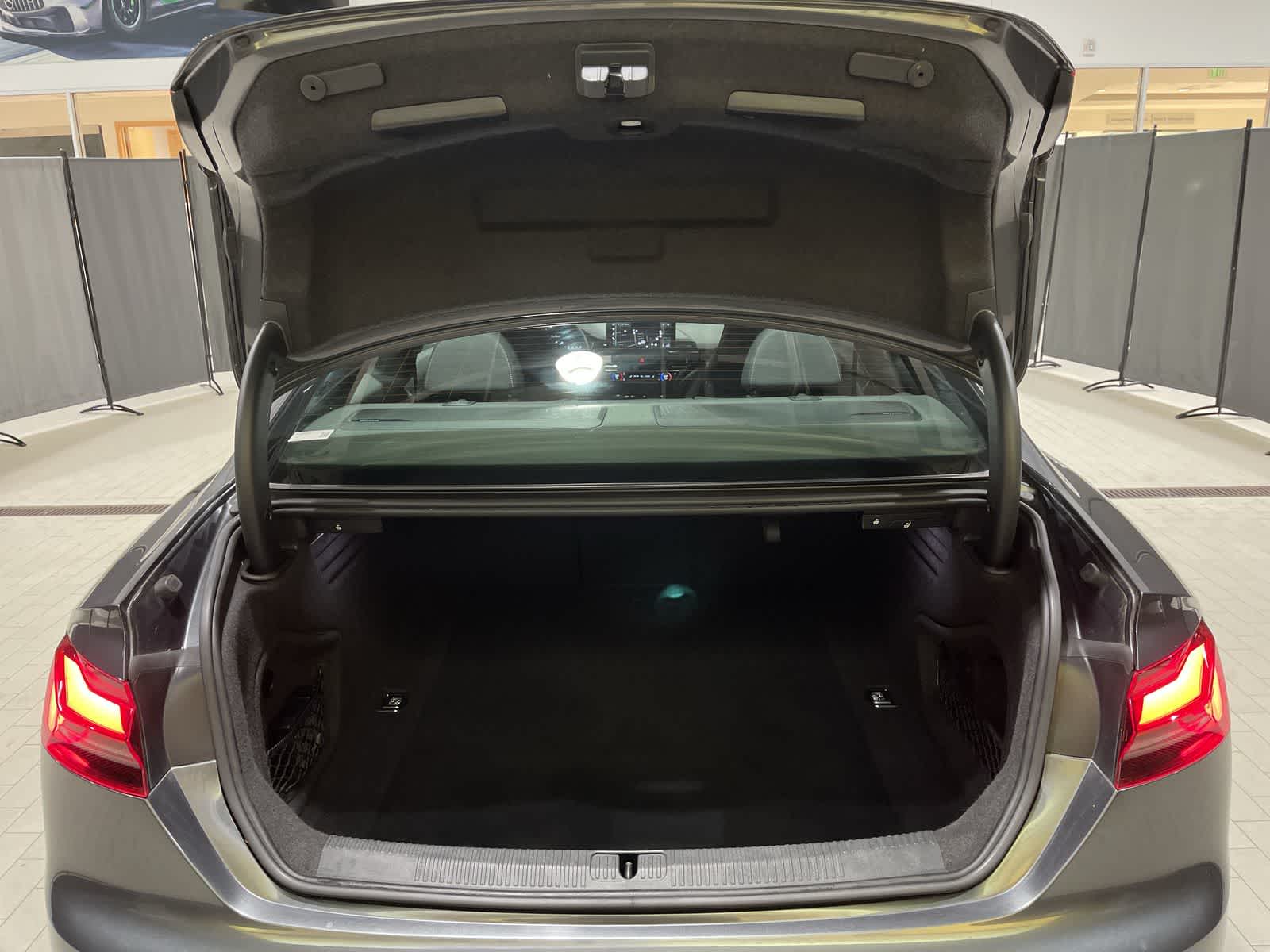 Thumbnail: 2022 Audi S5 - 31