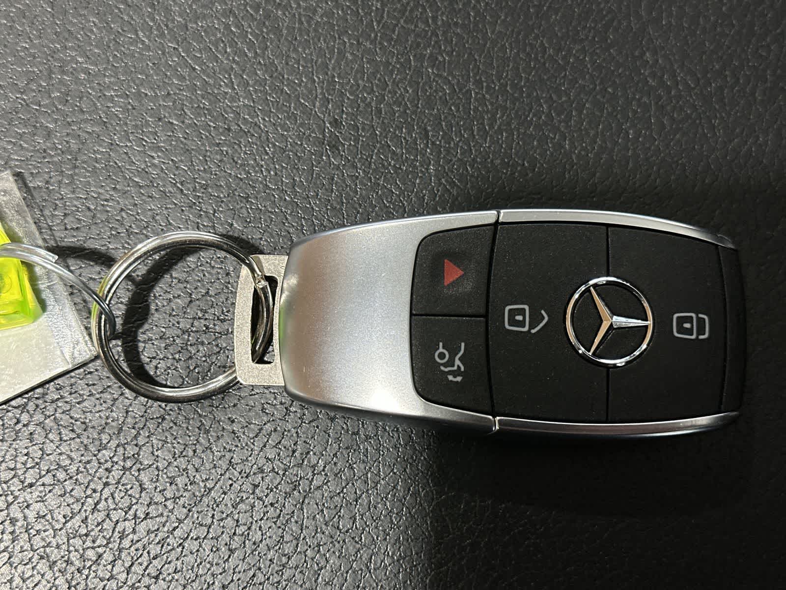 Thumbnail: 2022 Mercedes-Benz GLE - 32