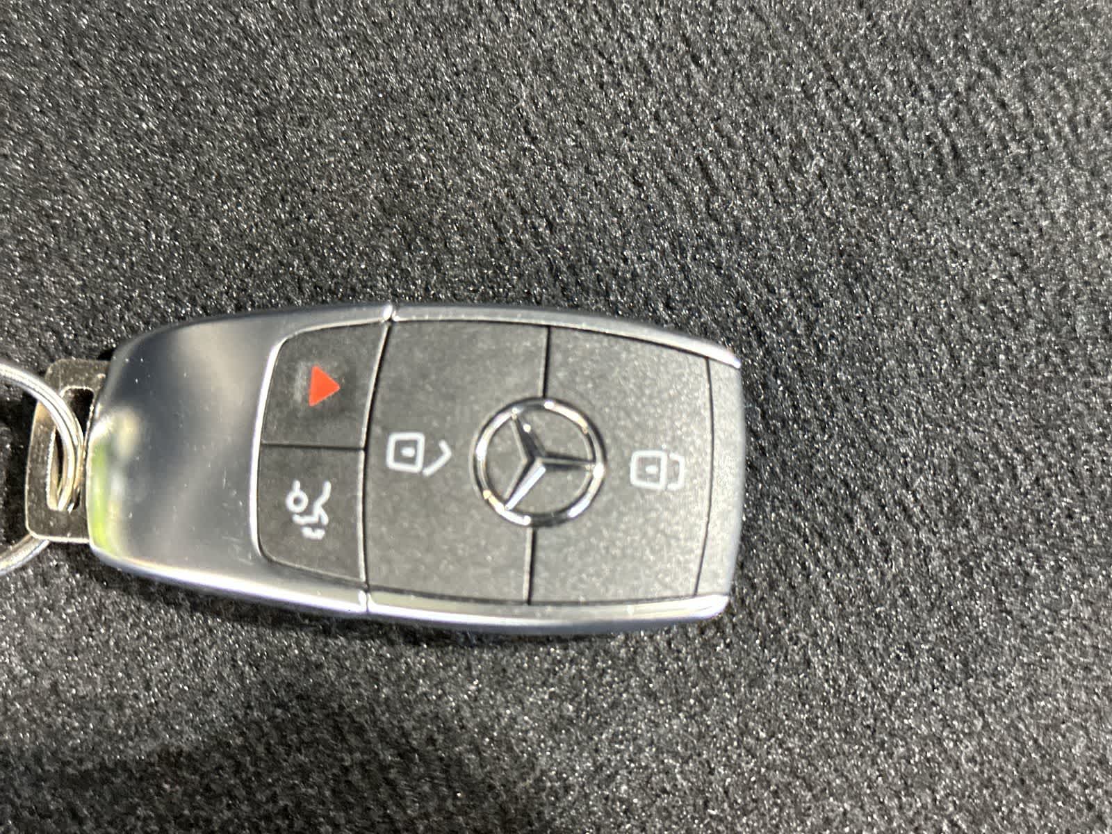 Thumbnail: 2025 Mercedes-Benz GLS - 32