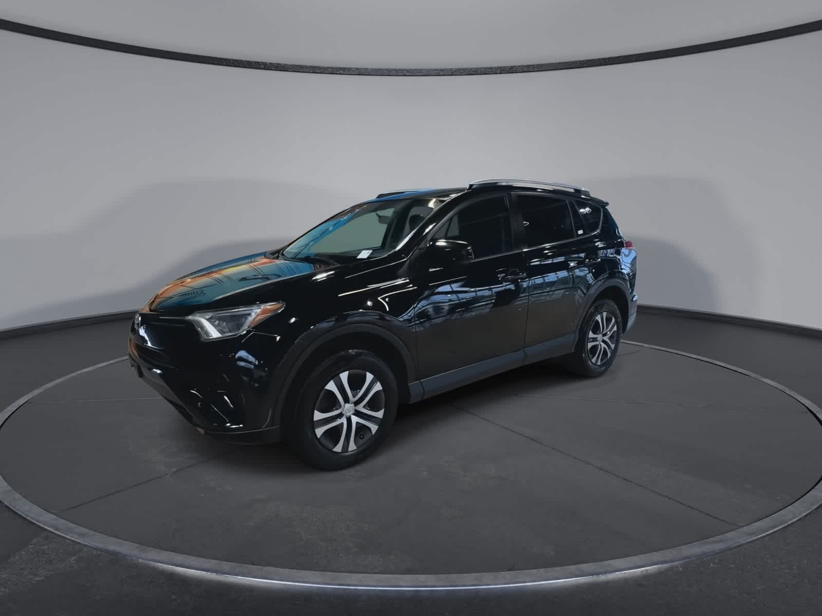 Thumbnail: 2016 Toyota RAV4 - 7