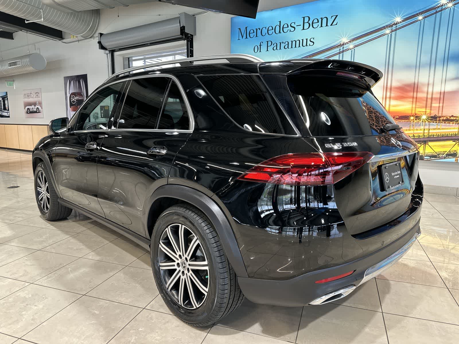 Thumbnail: 2024 Mercedes-Benz GLE - 16