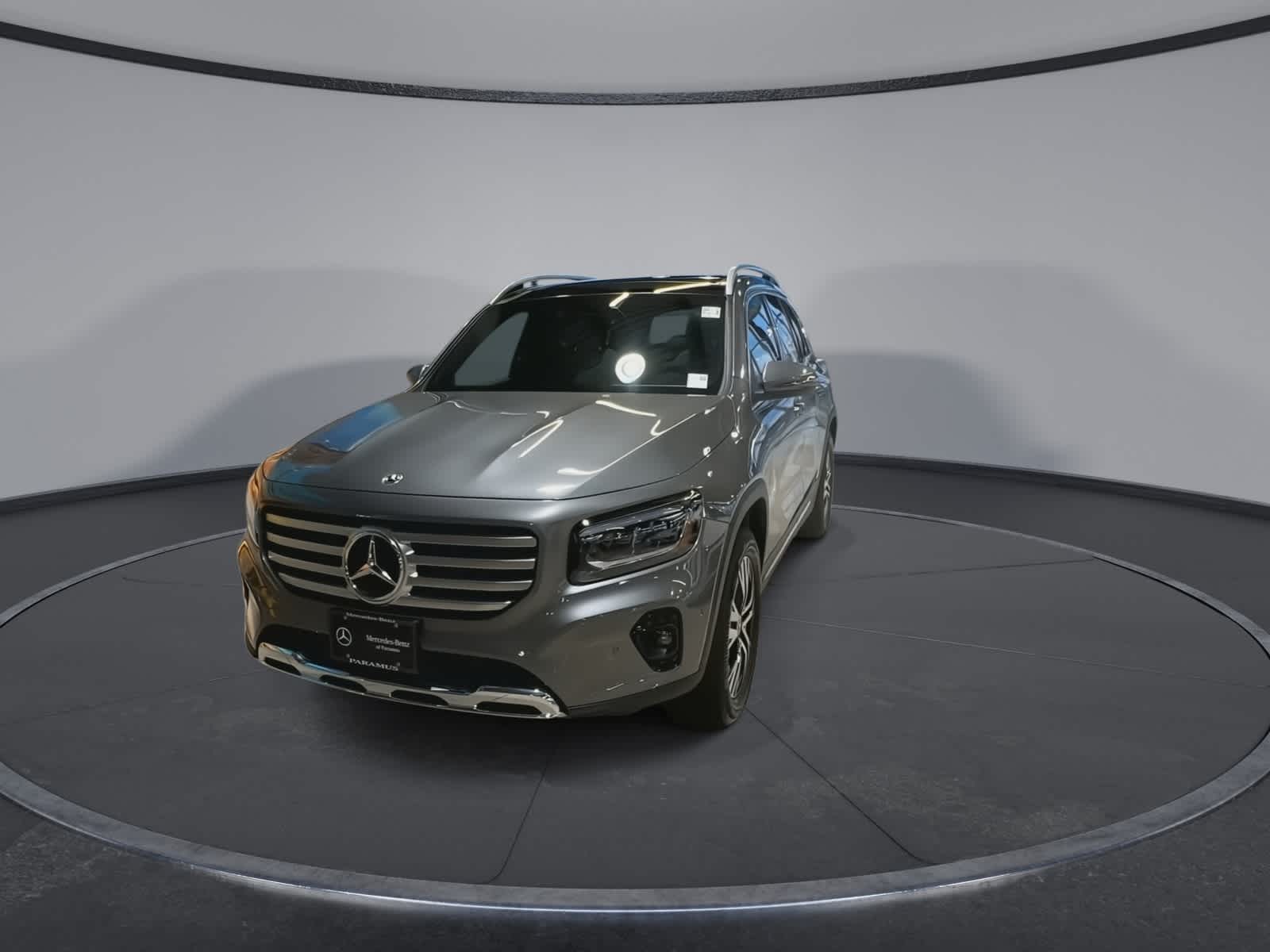 Thumbnail: 2026 Mercedes-Benz GLB - 4