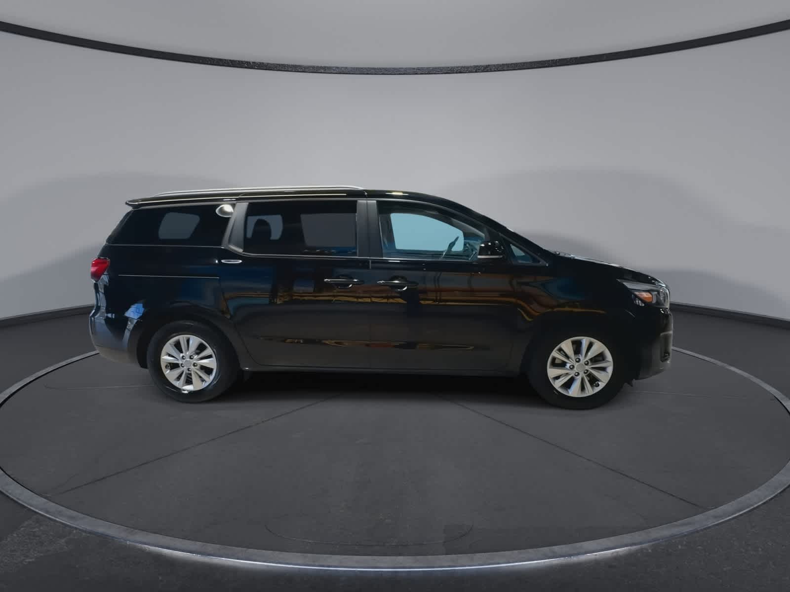 Thumbnail: 2015 Kia Sedona - 13