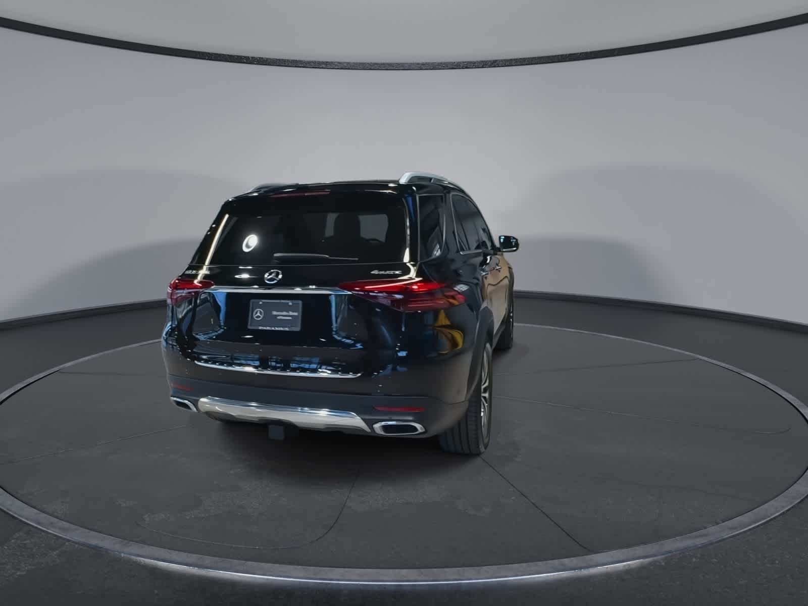 Thumbnail: 2026 Mercedes-Benz GLE - 10