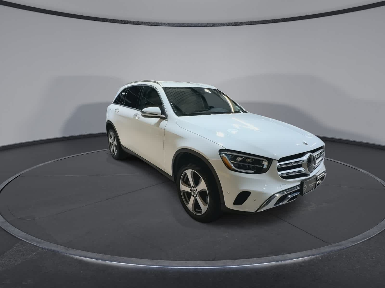 Thumbnail: 2022 Mercedes-Benz GLC - 2