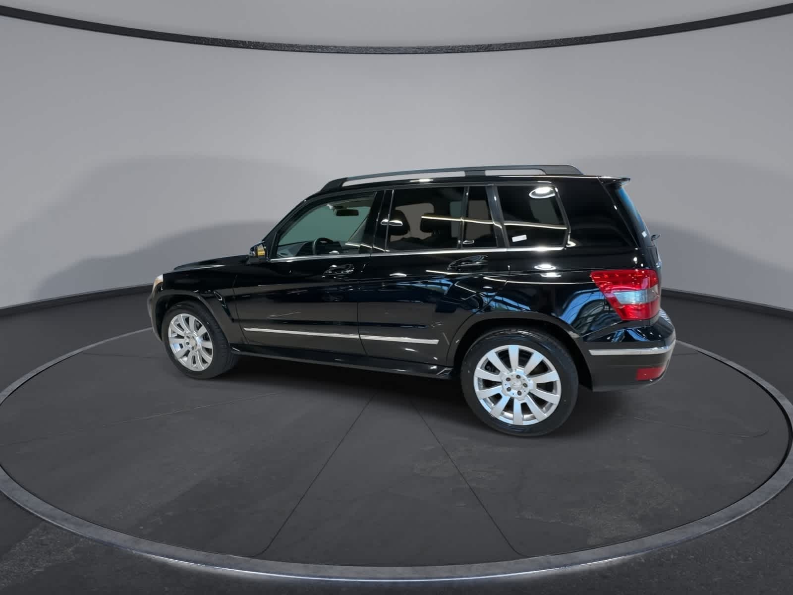 Thumbnail: 2010 Mercedes-Benz GLK - 8