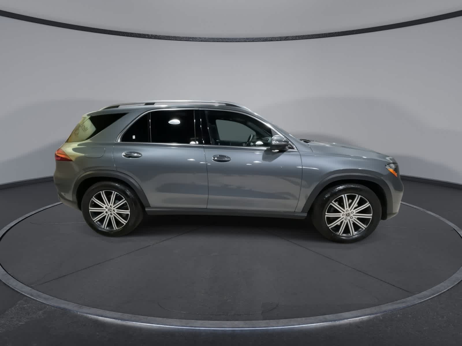 Thumbnail: 2025 Mercedes-Benz GLE - 12