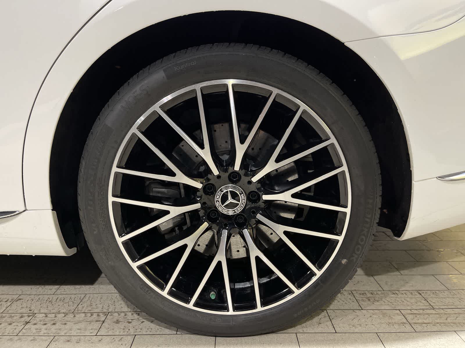 Thumbnail: 2024 Mercedes-Benz S-Class - 20