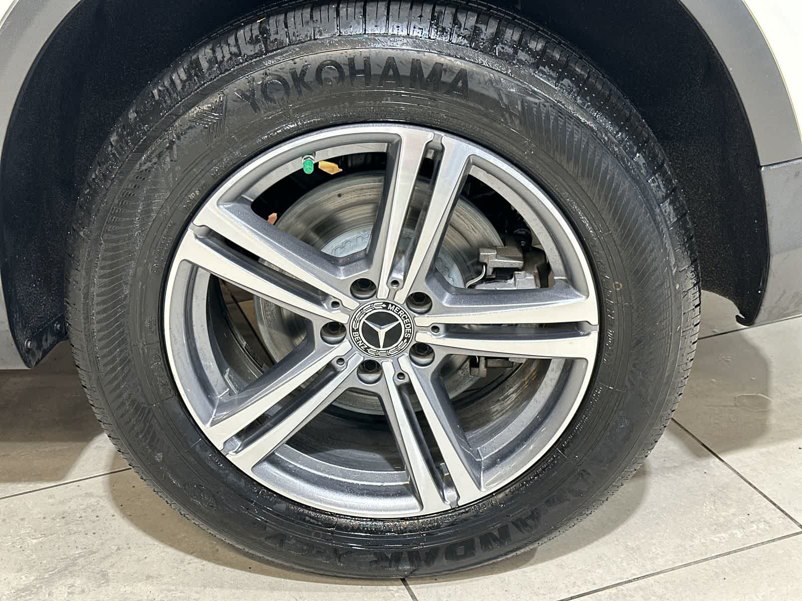 Thumbnail: 2022 Mercedes-Benz GLC - 20