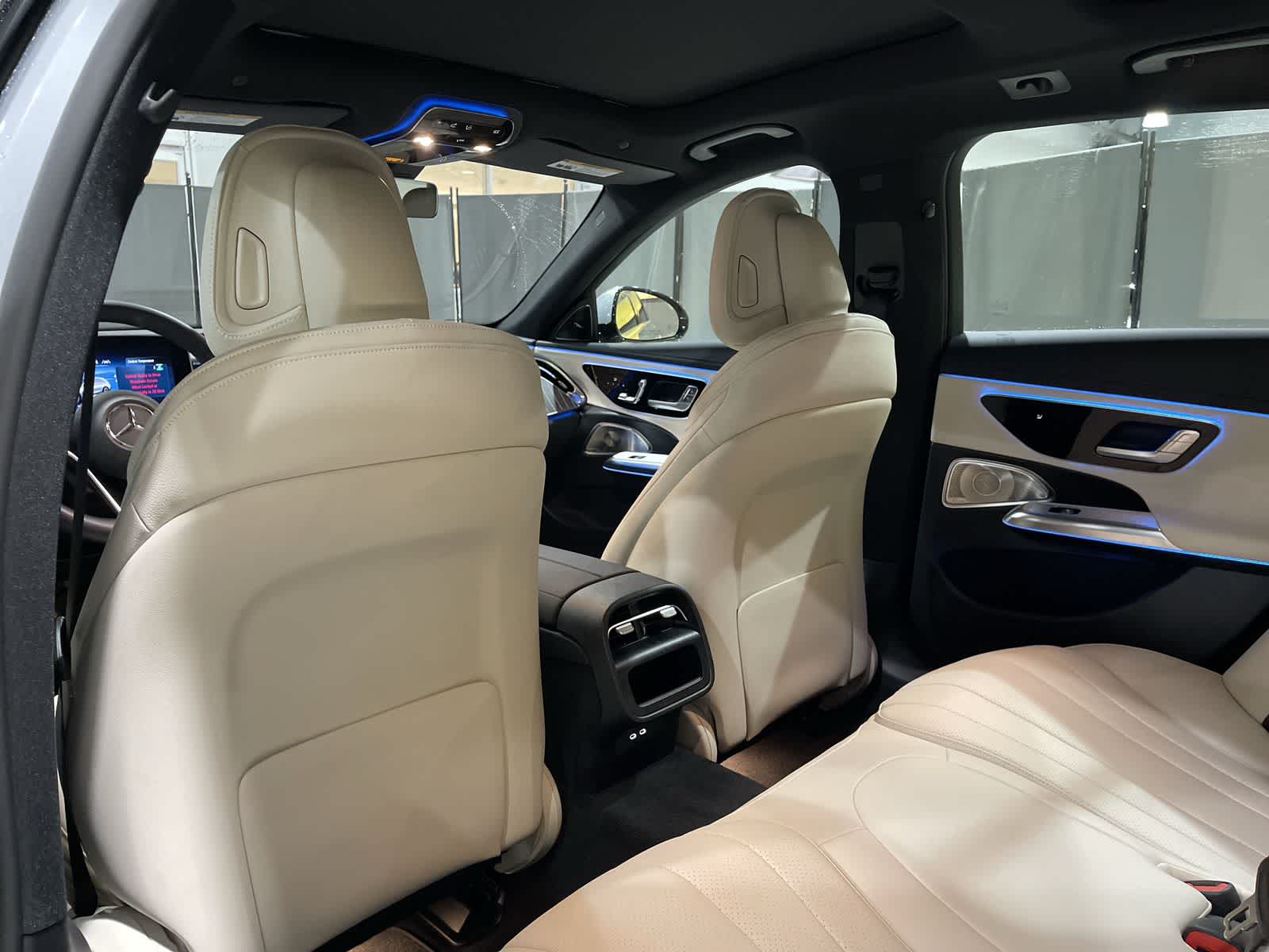 Thumbnail: 2025 Mercedes-Benz E-Class - 24