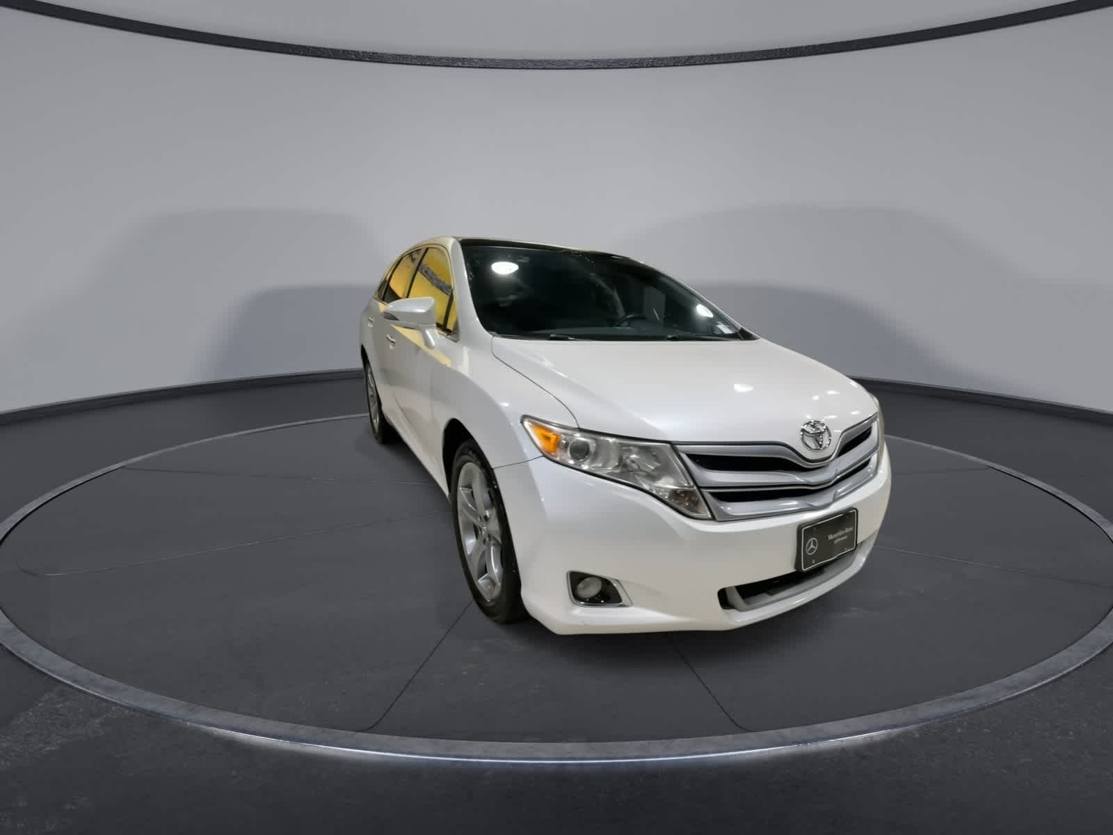 2015 Toyota Venza XLE photo 3