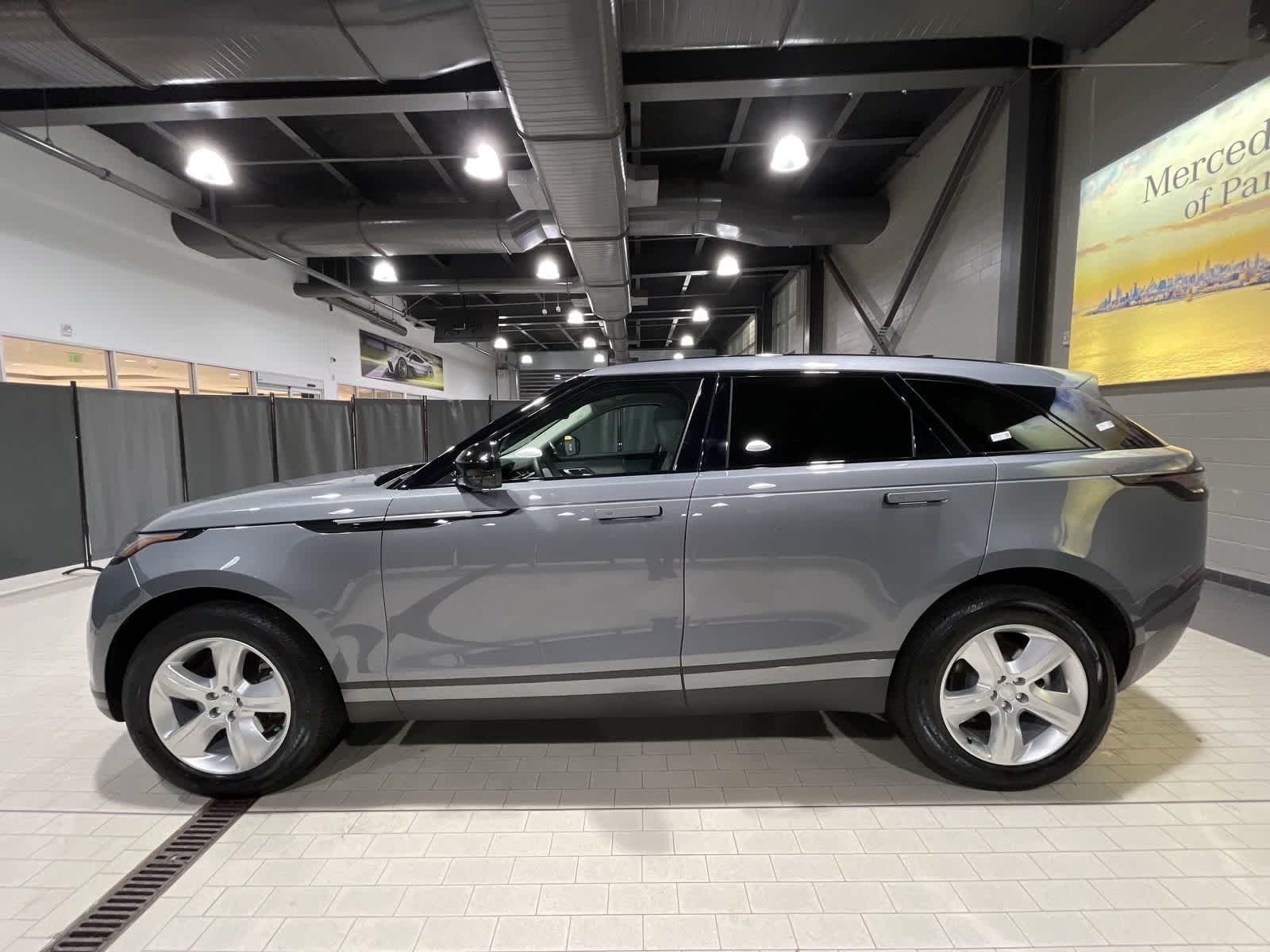 Thumbnail: 2025 Land Rover Range Rover Velar - 15