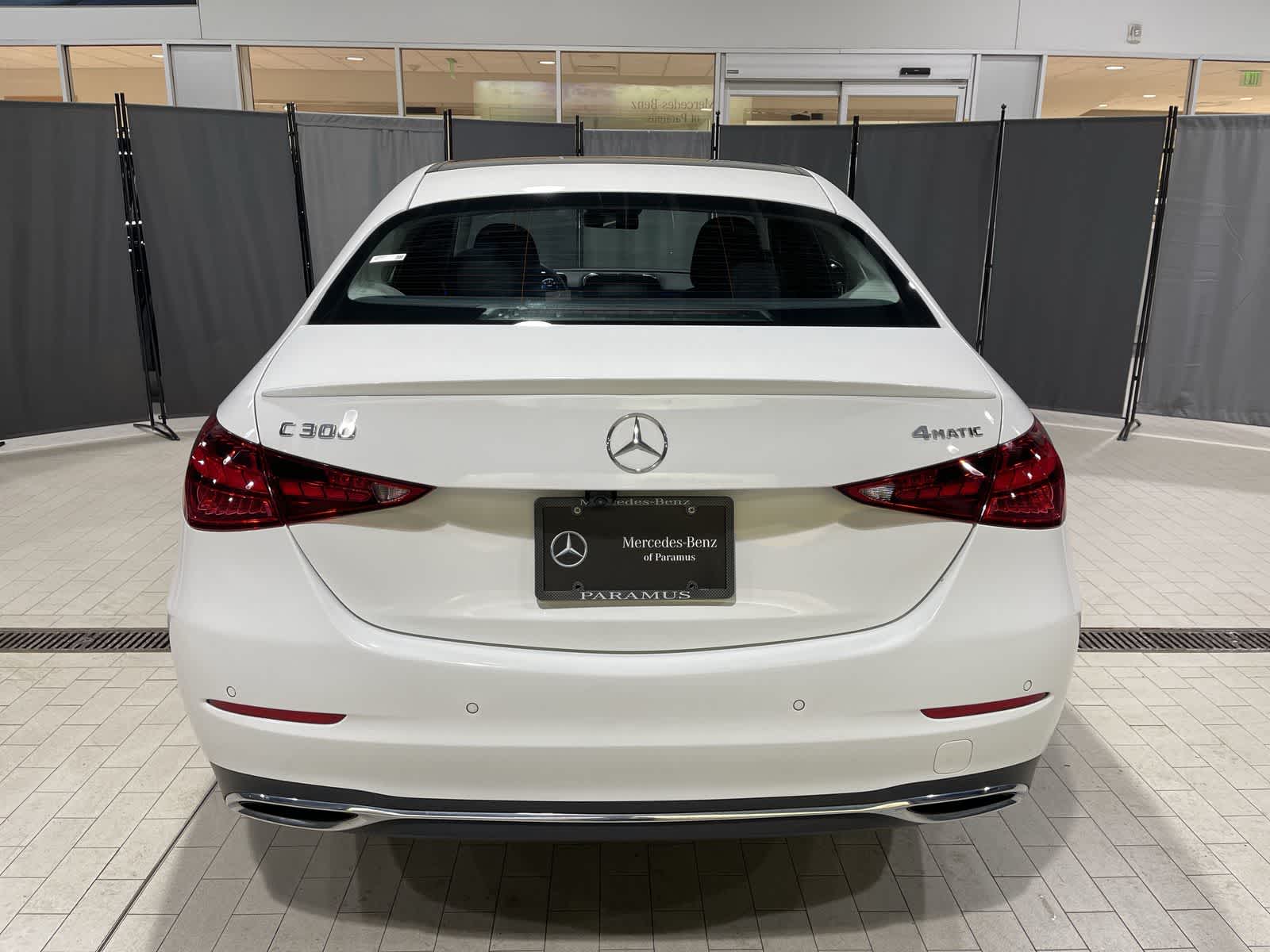 Thumbnail: 2023 Mercedes-Benz C-Class - 17