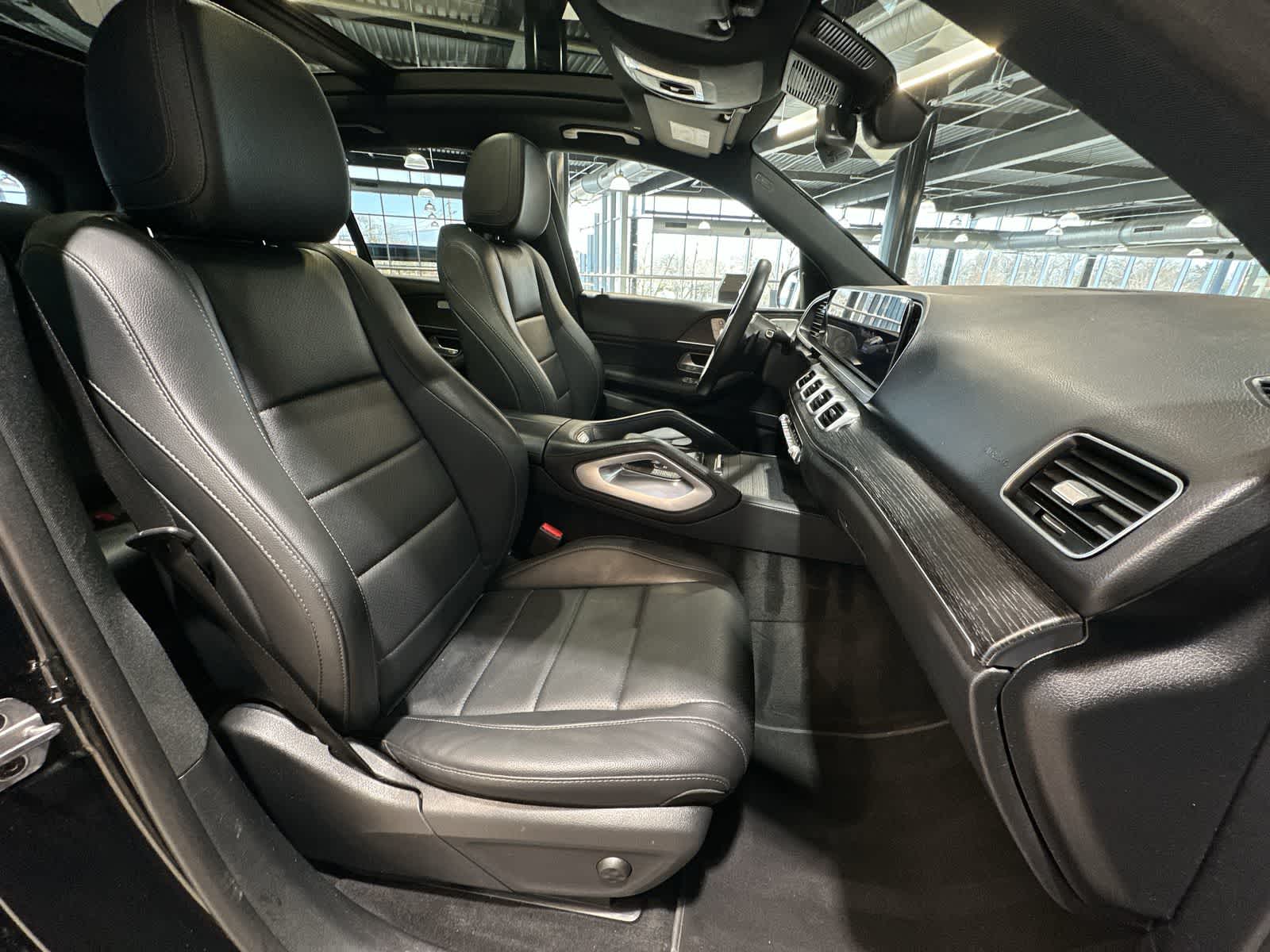 Thumbnail: 2022 Mercedes-Benz GLE - 26