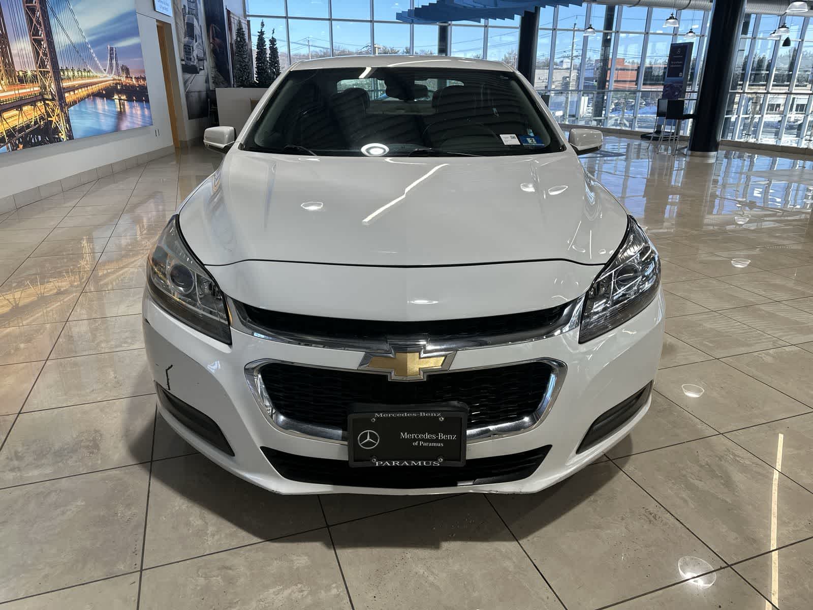 Thumbnail: 2016 Chevrolet Malibu - 18