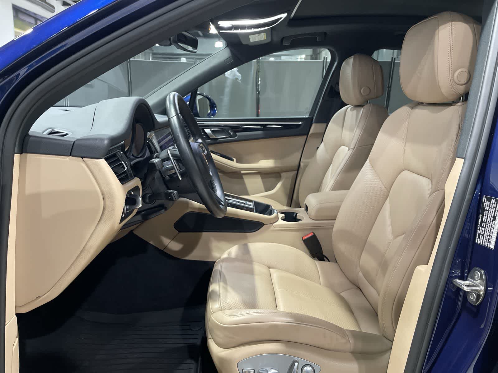 Thumbnail: 2024 Porsche Macan - 23