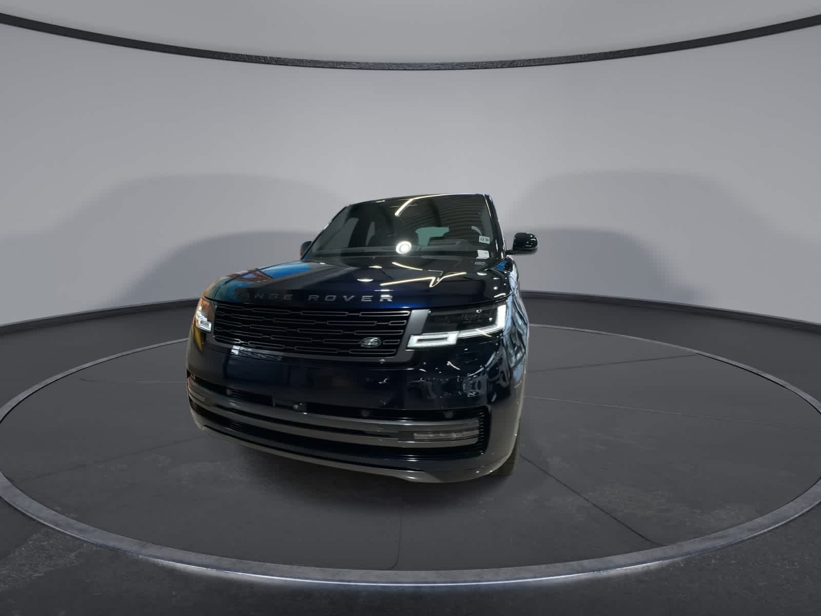 Thumbnail: 2024 Land Rover Range Rover - 3