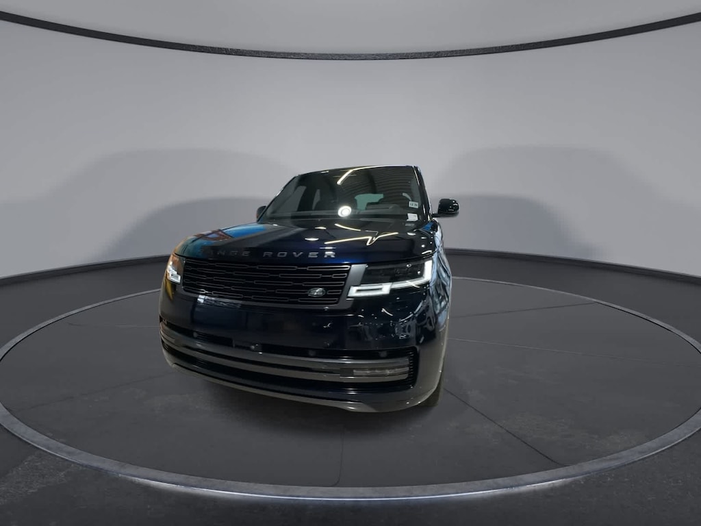 Used 2024 Land Rover Range Rover P530 SE SUV