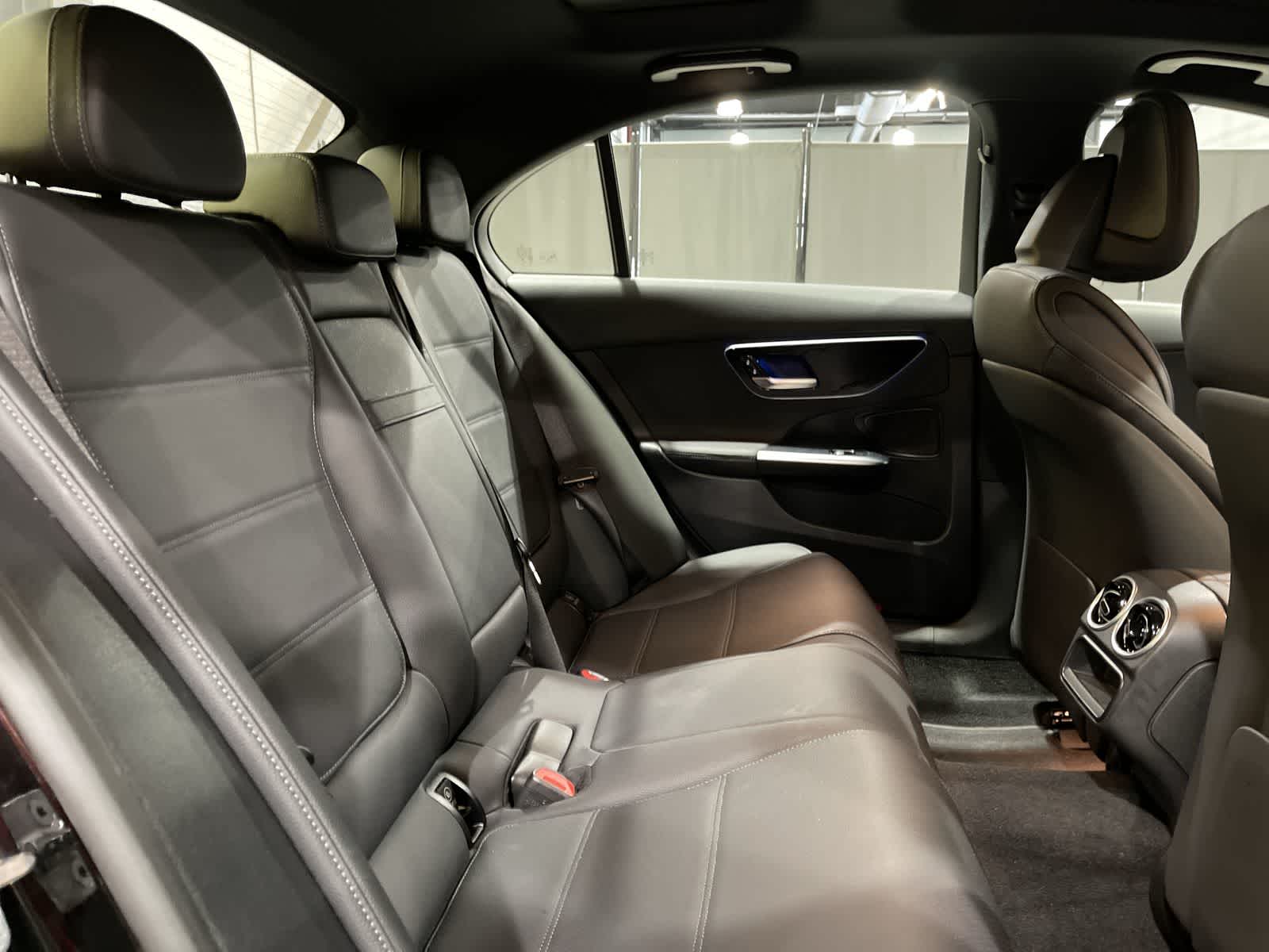 Thumbnail: 2025 Mercedes-Benz C-Class - 25