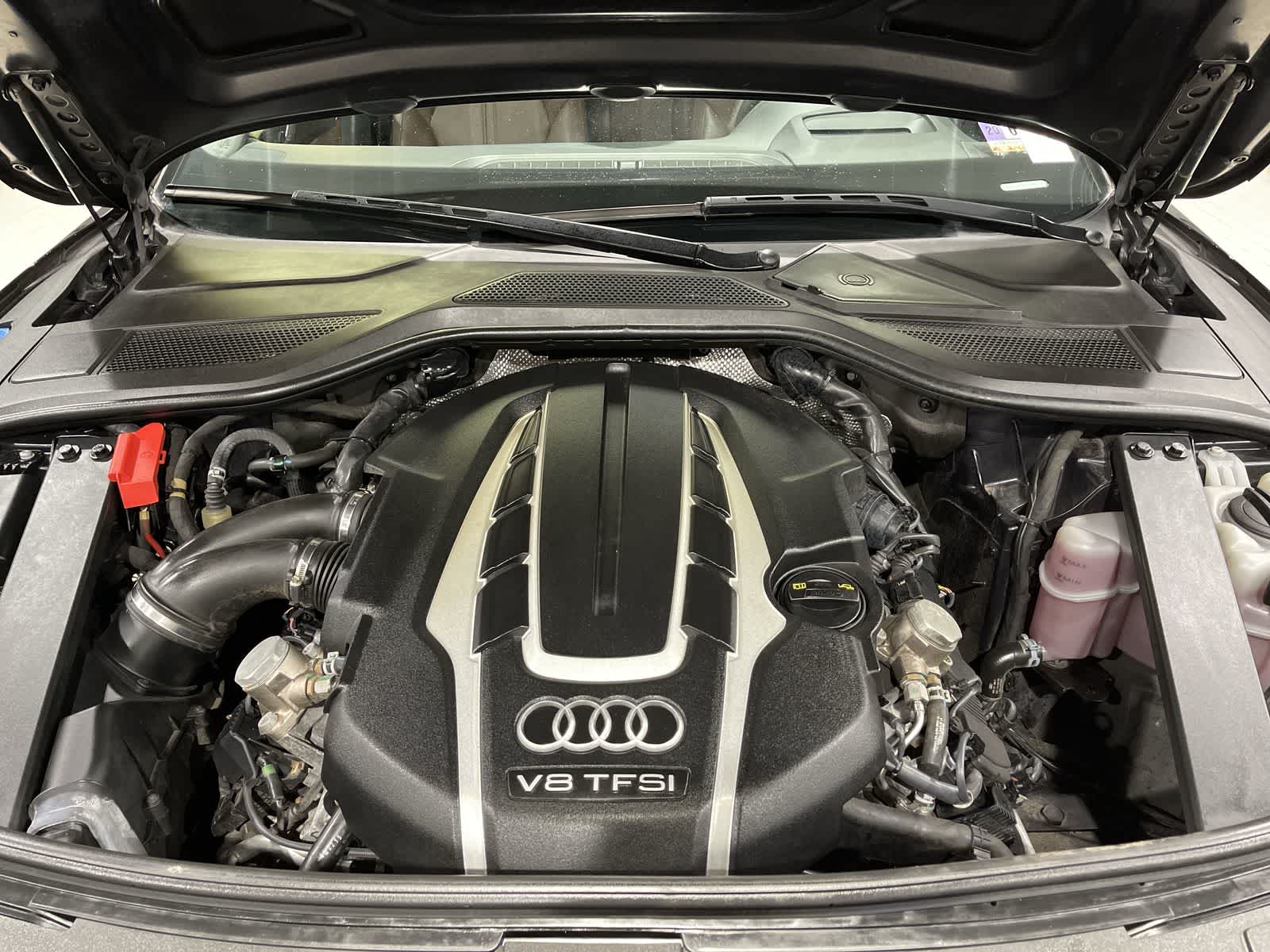 Thumbnail: 2015 Audi A8 - 21