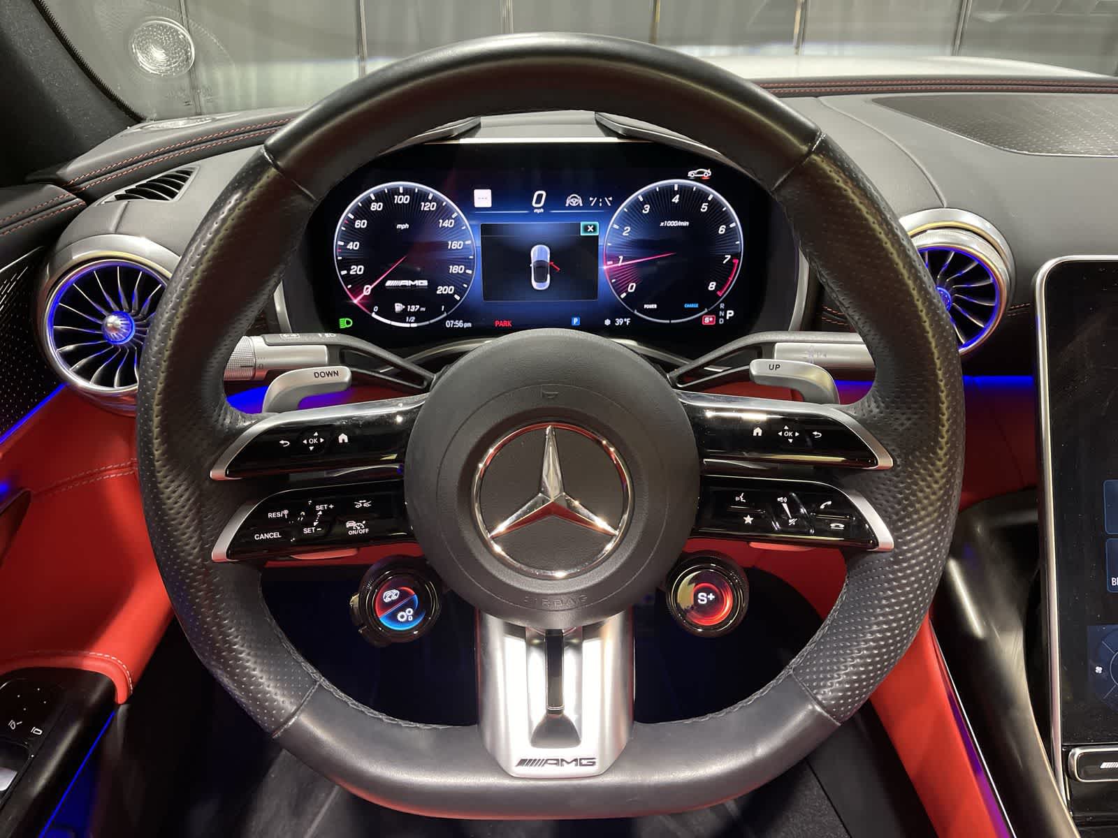 Thumbnail: 2023 Mercedes-Benz SL-Class - 27