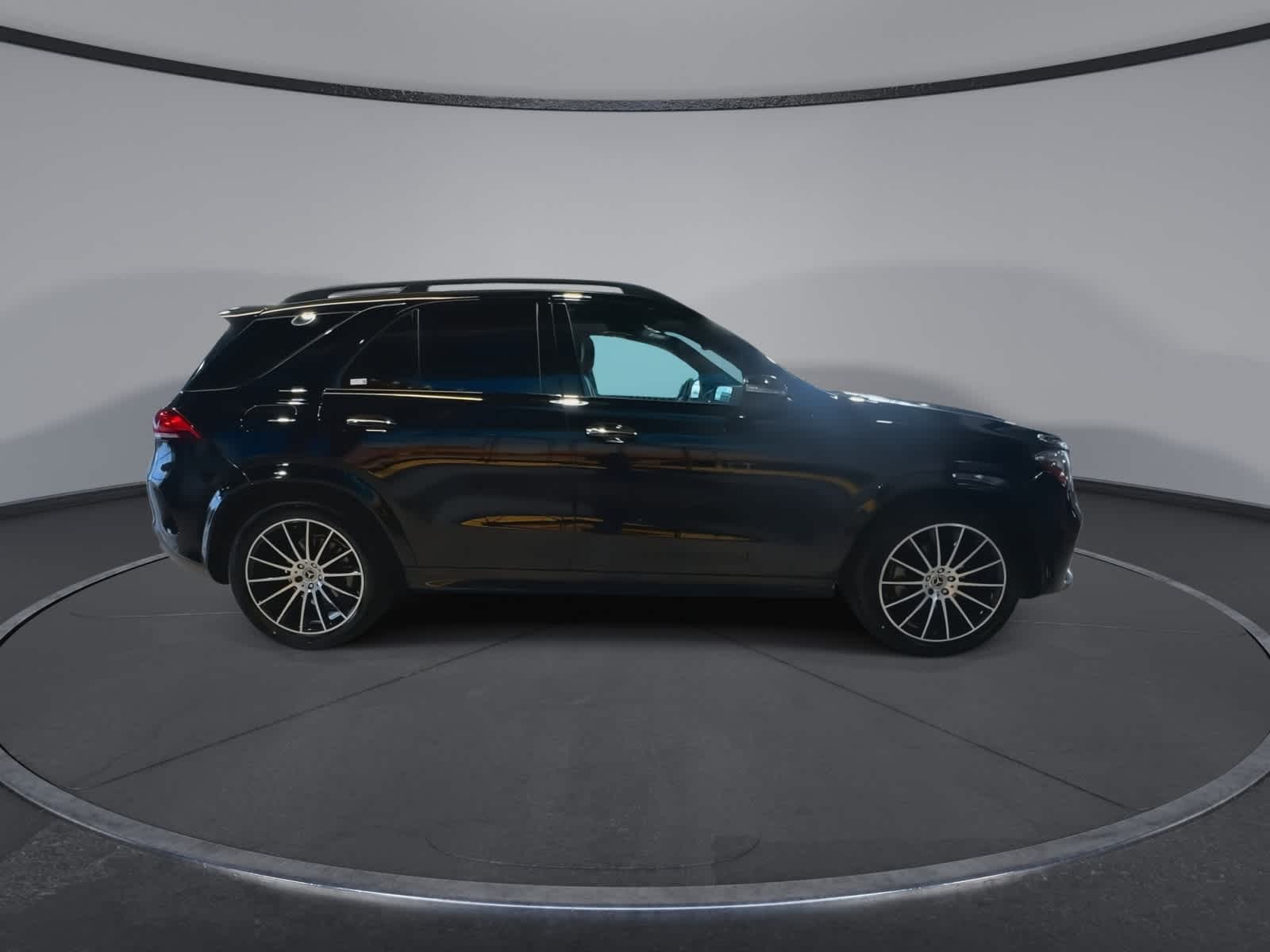 Thumbnail: 2022 Mercedes-Benz GLE - 3