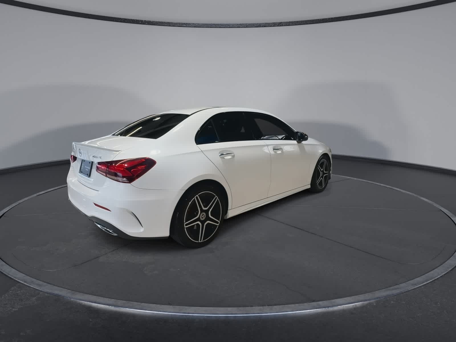 Thumbnail: 2021 Mercedes-Benz A-Class - 11